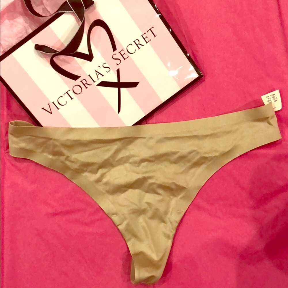 NWT Victoria’s Secret Very Sexy Nude Satin Thong M